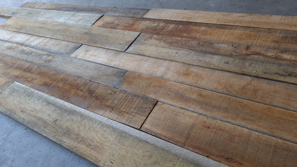 Planches de récupération en chêne 